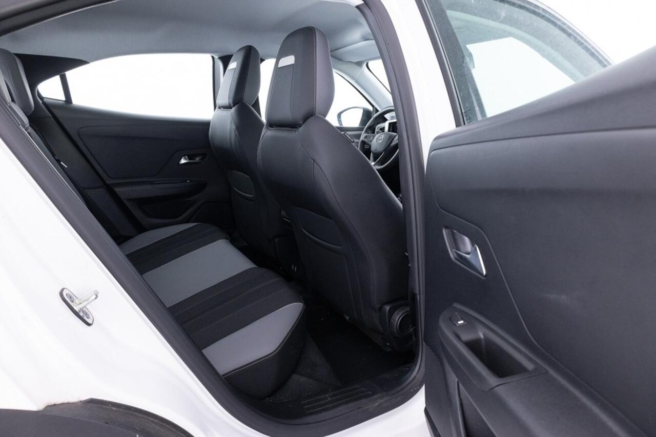 Opel MOKKA Mokka-e Elegance 50 kWh | SOH 100% | Full LED | NAVI | Half LEDER | PDC | Stoelverwarming