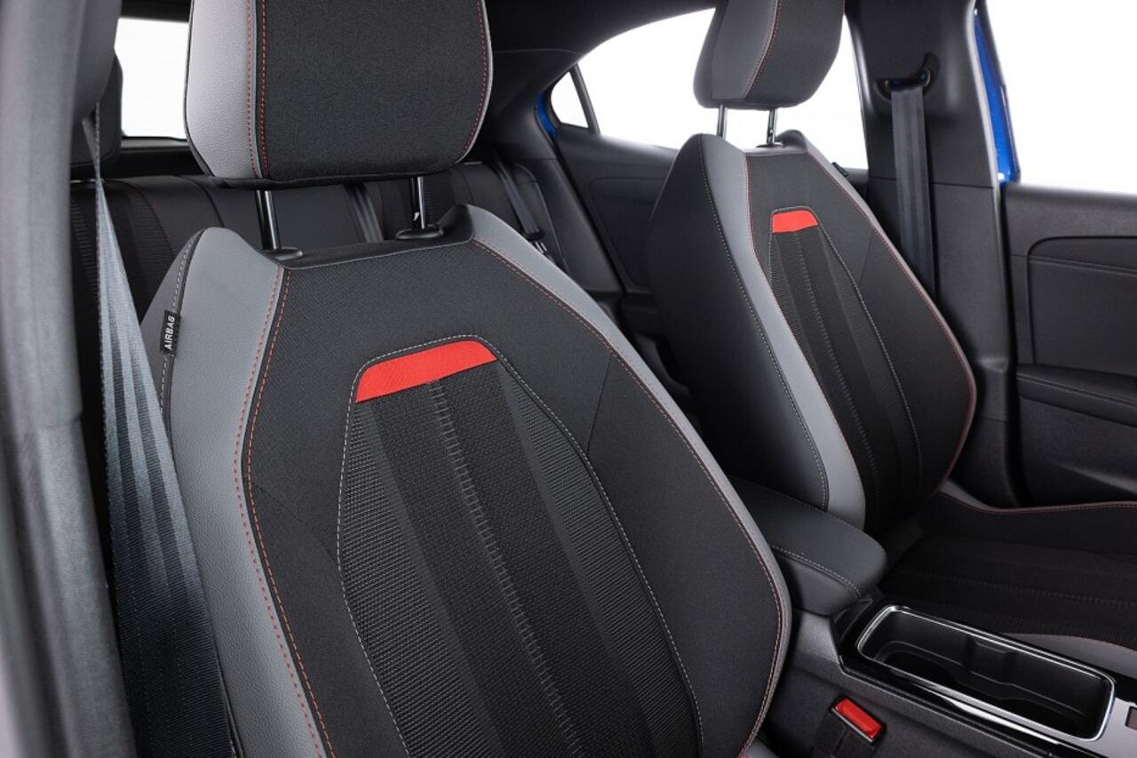 Opel MOKKA Mokka-e GS Line 50-kWh | SOH 100% | Half LEDER | ECC | Full LED | NAVI