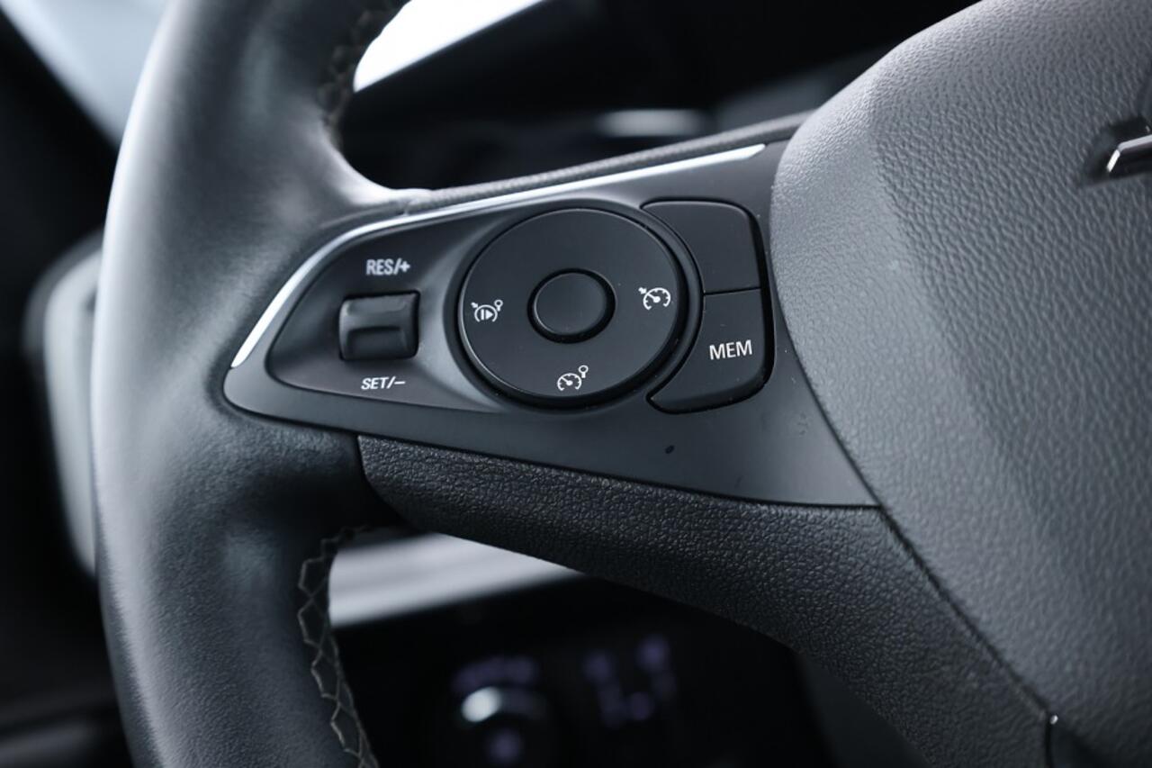 Opel MOKKA Mokka-e Level 3 50 kWh | Full LED | CARPLAY | VELGEN ? 1e Eigenaar | SOH 100%