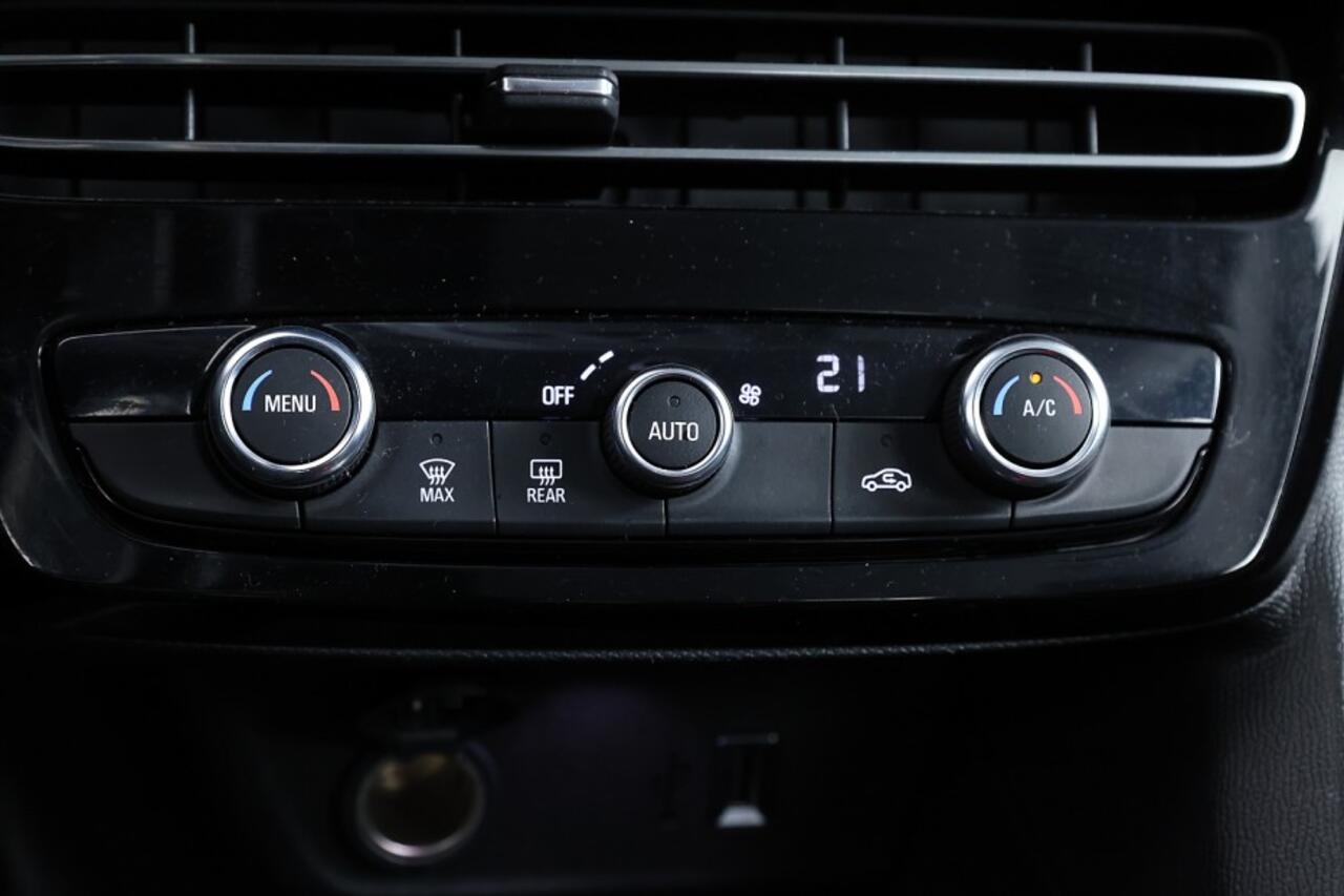 Opel MOKKA Mokka-e Level 3 50 kWh | Full LED | CARPLAY | VELGEN ? 1e Eigenaar | SOH 100%