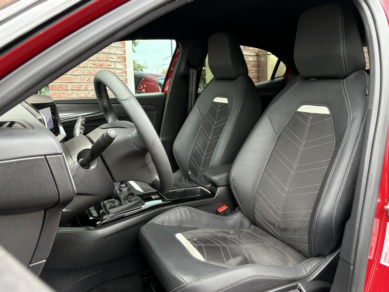 Opel MOKKA Ultimate+ 1.2 Turbo 136pk | STOELMASSAGE | ALCANTARA/LEDER | LED MATRIX | KEYLESS | NAVI PRO | WINTER PACK | ISOFIX | DAB+ |