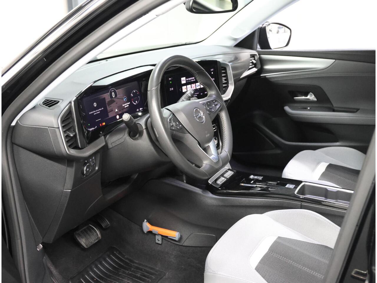 Opel MOKKA 1.2 Turbo Level 3 | AUTOMAAT | AppleCarPlay/AndroidAuto | Cruise Control | Climate Control | Camera | Navigatie | FULL LED | Isofix | Parkeersensoren |