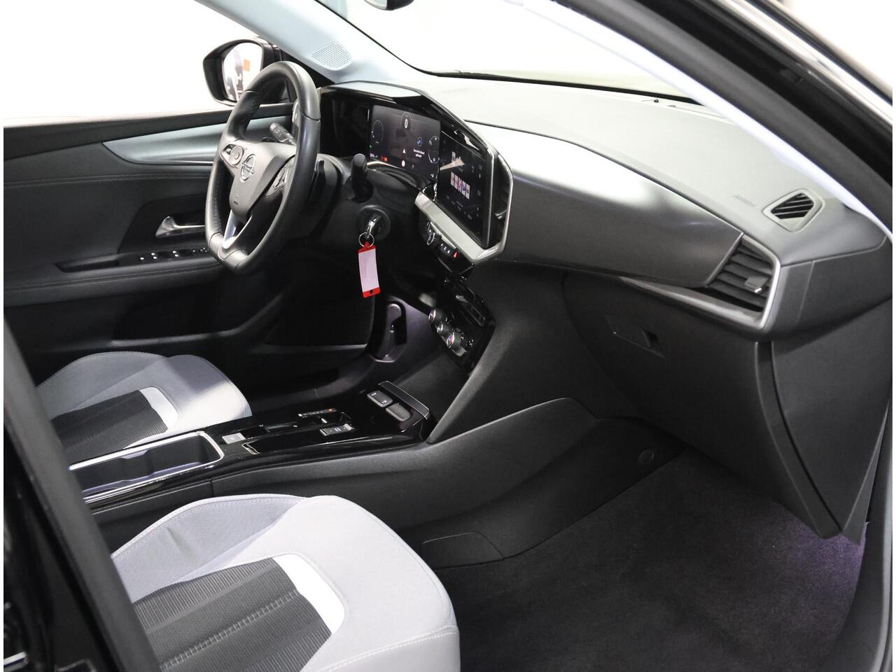 Opel MOKKA 1.2 Turbo Level 3 | AUTOMAAT | AppleCarPlay/AndroidAuto | Cruise Control | Climate Control | Camera | Navigatie | FULL LED | Isofix | Parkeersensoren |