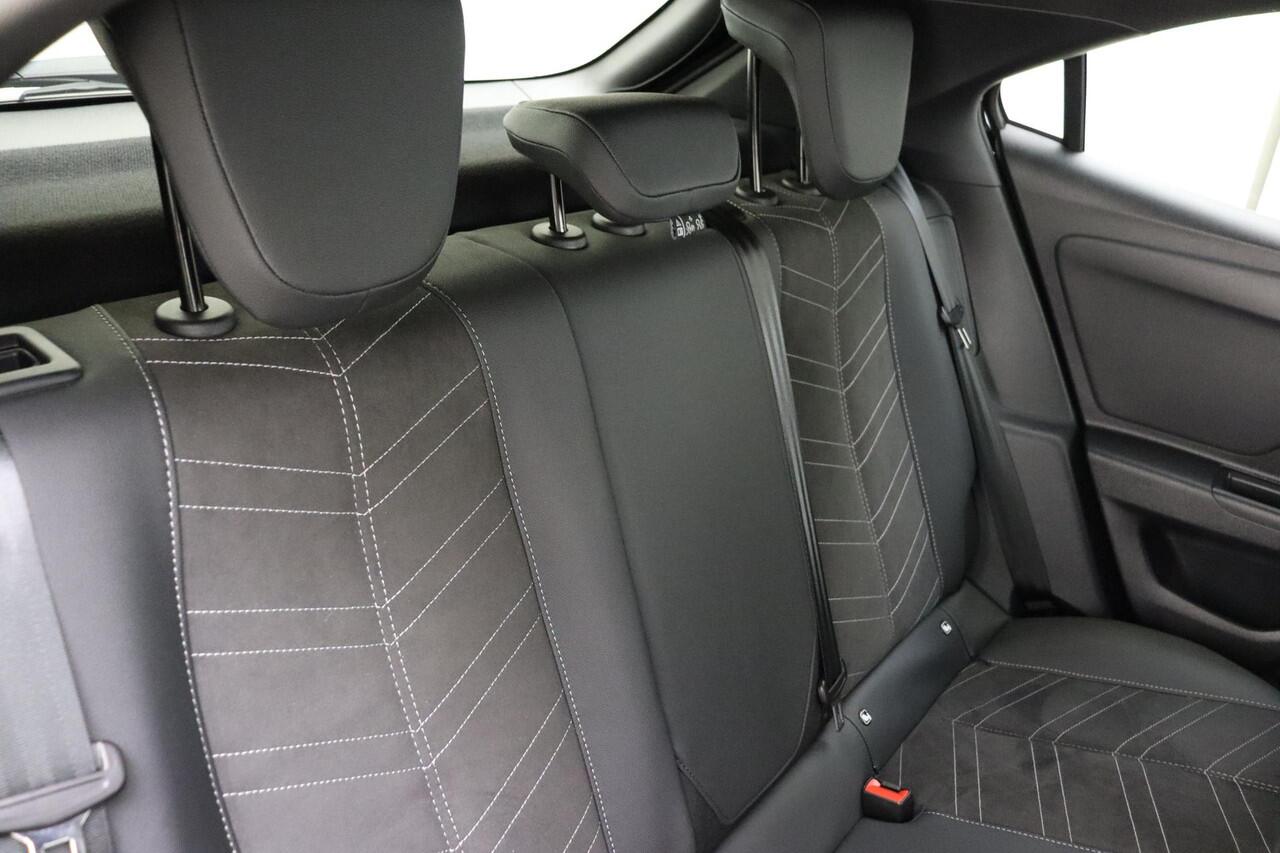 Opel MOKKA 1.2 Turbo 136Pk Hybrid Ultimate | ECC | Navigatie | Alcantara | Camera | Cruise control | Elektrisch Pakket | LM-Velgen | PrivateGlas achter