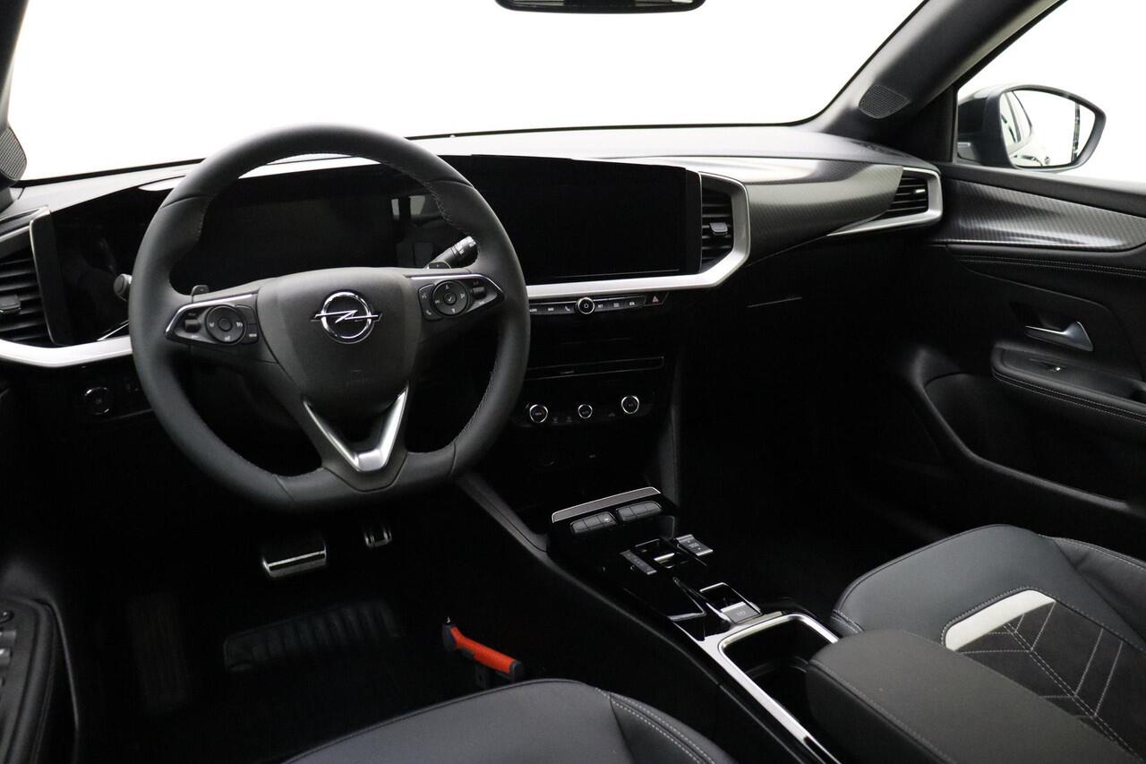 Opel MOKKA 1.2 Turbo 136Pk Hybrid Ultimate | ECC | Navigatie | Alcantara | Camera | Cruise control | Elektrisch Pakket | LM-Velgen | PrivateGlas achter