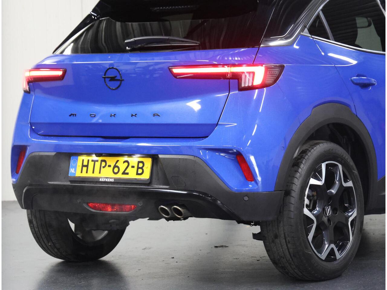 Opel MOKKA 1.2 Turbo Ultimate 130PK Automaat | Navigatie | Airco | Climate Control | Adaptieve Cruise Control | Achteruitrijcamera | Massage stoelen voor | Alcantara Bekleding | Keyless Entry/Start | Dodehoek Detectie | LED koplampen | Lichtmetalen Velgen 18" | Appl