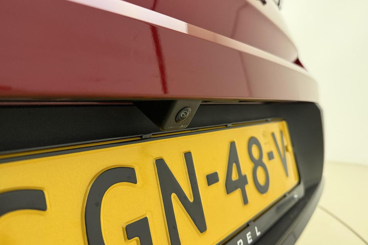 Opel MOKKA 1.2 Turbo Hybrid GS 136 PK Automaat | Navigatie | Alcantara bekleding | Camera | Zwart dak | Climate control | DAB Radio | Lichtmetalen velgen