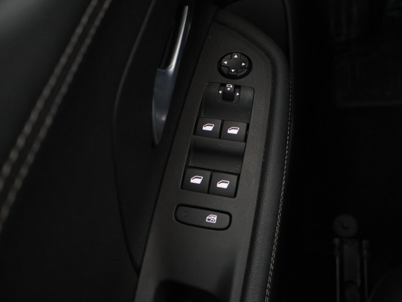 Opel MOKKA 1.2 Turbo Ultimate | Navi | Adapt. Cruise Control | Keyless