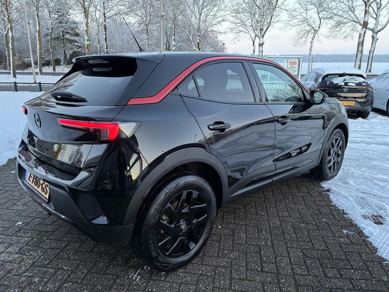 Opel MOKKA Electric GS 50 kWh Climate control | Navigatie | Cruise Control | Camera | Led verlichting | Black Pakket | Elektrisch Pakket | LM-Velgen | Parkpilot