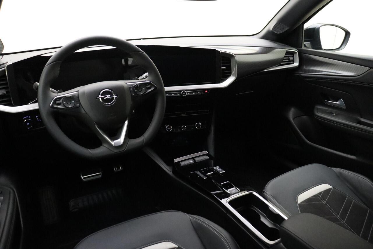 Opel MOKKA 1.2 Turbo Hybrid GS 136 PK Automaat | Navigatie | Camera | Half leder | Lichtmetalen velgen | Extra getint glas | Climate control