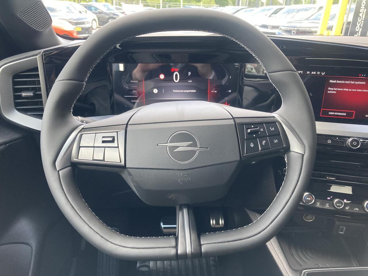Opel MOKKA 1.2 Turbo 136pk Automaat Hybrid GS | NIEUW DIRECT LEVERBAAR | Navigatie | Climate control | Achteruitrijcamera | 18" Lichtmetalen velgen | Massagestoel | Cruise control adaptief | Complete uitvoering