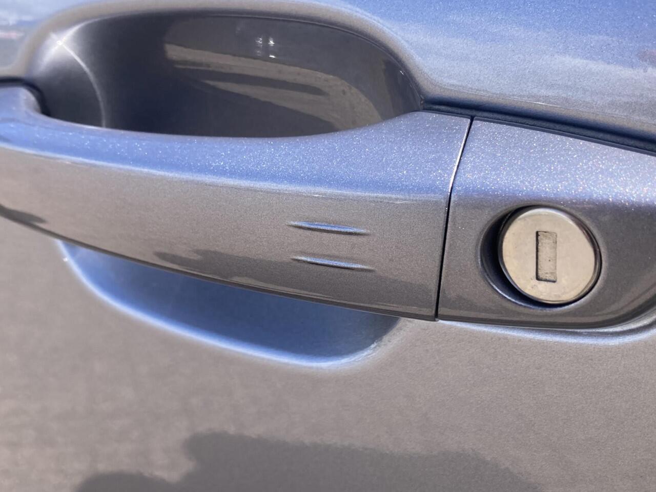 Opel MOKKA 1.2 Turbo 136pk Automaat Hybrid GS | NIEUW DIRECT LEVERBAAR | Navigatie | Climate control | Achteruitrijcamera | 18" Lichtmetalen velgen | Massagestoel | Cruise control adaptief | Complete uitvoering