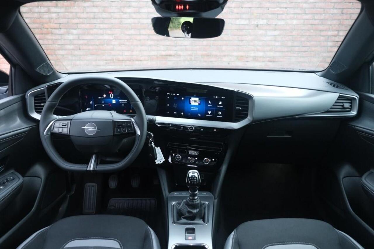Opel MOKKA 1.2 Turbo 100pk GS | Nieuw Model ! | App Connect | Climate | Cruise | Camera | PDC | Winter Pakket
