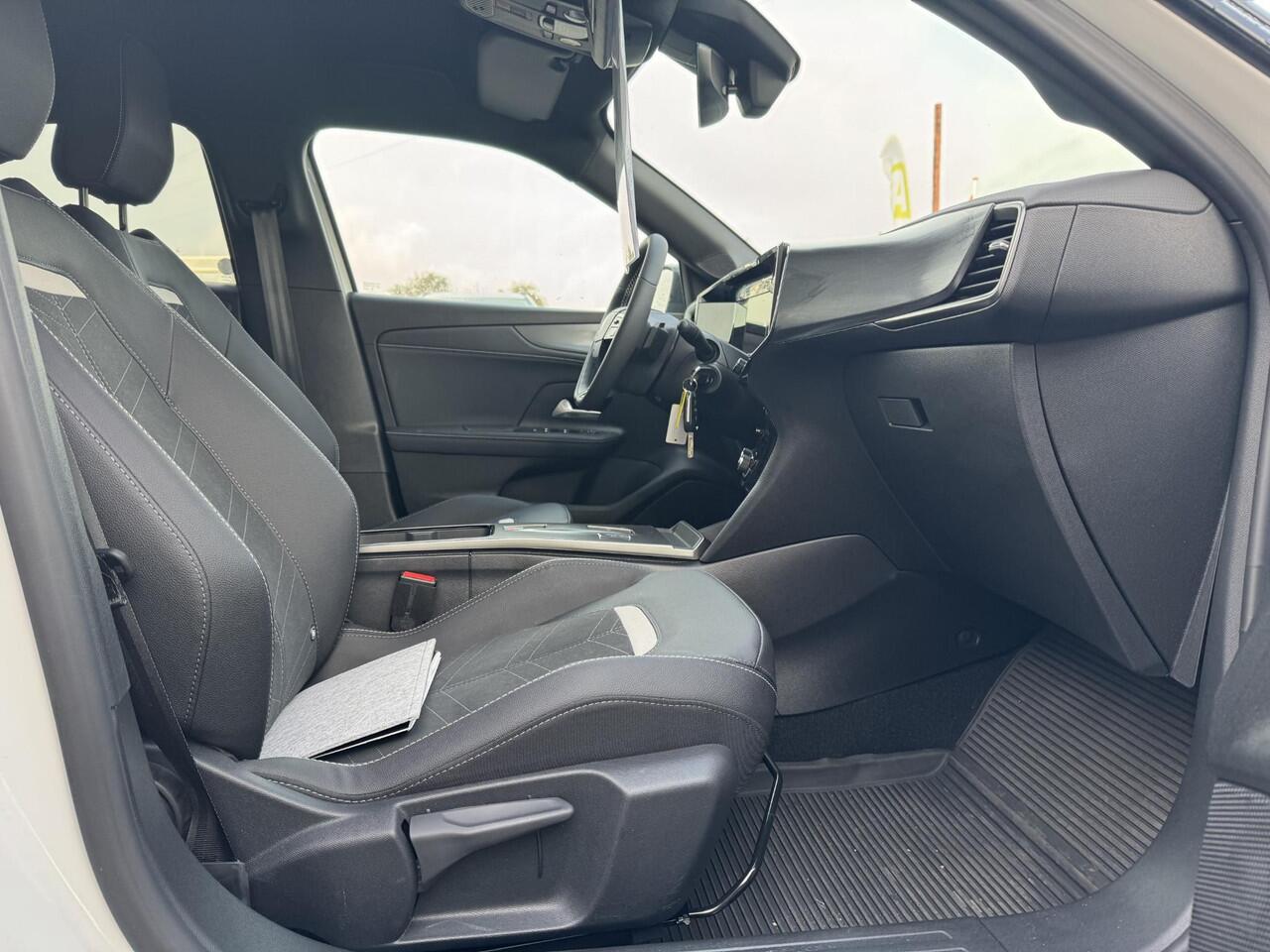 Opel MOKKA 1.2 Turbo GS Automaat | NIEUW MODEL 2025 | Alcantara lederen bekleding | Winterpakket | Full LED | Draadloos Carplay | LMV | Cruise | Camera etc.