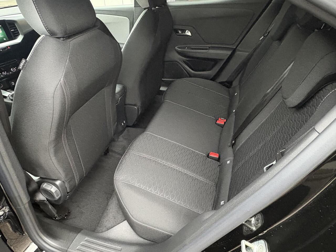 Opel MOKKA Electric Business Edition 54 kWh 156kw | Navigatie | Camera | Stoelverwarming | Warmtepomp | Cruise Control Adaptief | LED Verlichting | Climate Control