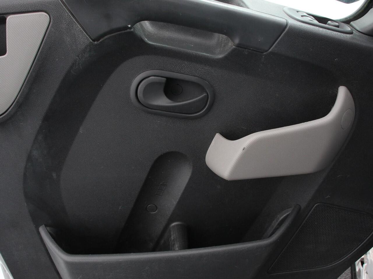 Opel MOVANO 2.3 CDTI L2H2 Navigatie Cruise control Climate control Trekhaak Sidebars Euro6