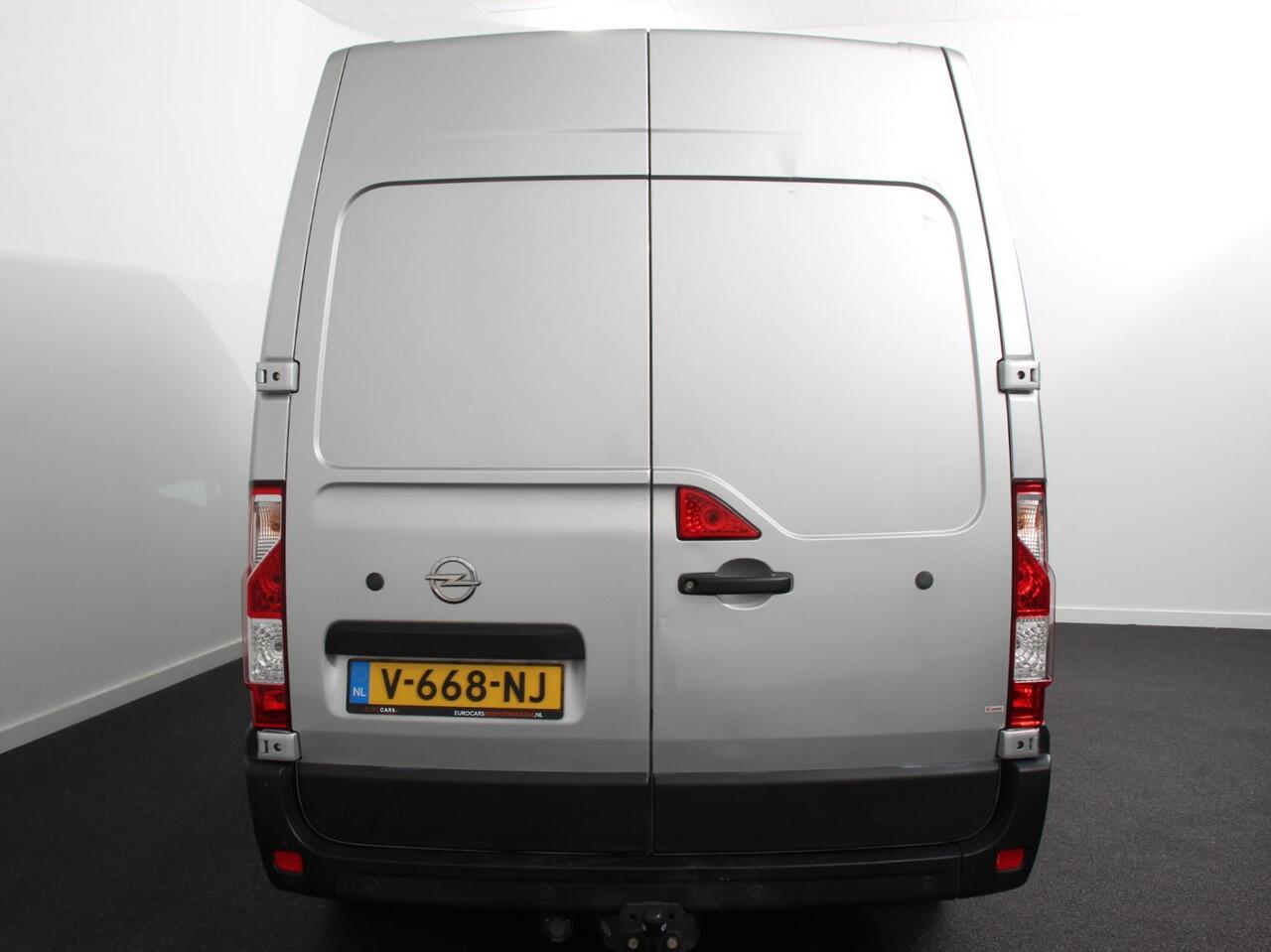 Opel MOVANO 2.3 CDTI L2H2 Navigatie Cruise control Climate control Trekhaak Sidebars Euro6