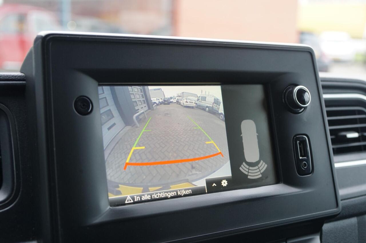Opel MOVANO 2.3 TURBO 150 PK L2H2 + 2500 KG TREKHAAK / CAMERA / CARPLAY / NAVIGATIE