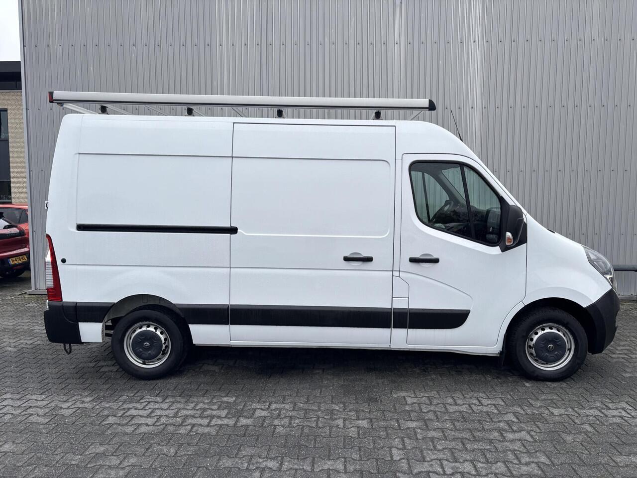 Opel MOVANO 2.3 L2H2*A/C*CRUISE*HAAK*INRICHTING*OMVORMER*3PERS