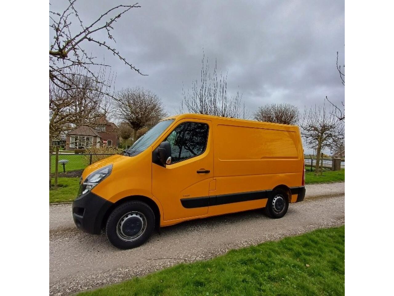 Opel MOVANO 2.3 TURBO L1H1 EURO-6 Trekhaak,AchteruitrijCamera,Carplay,Extra laadruimte sloten.BPM vrij