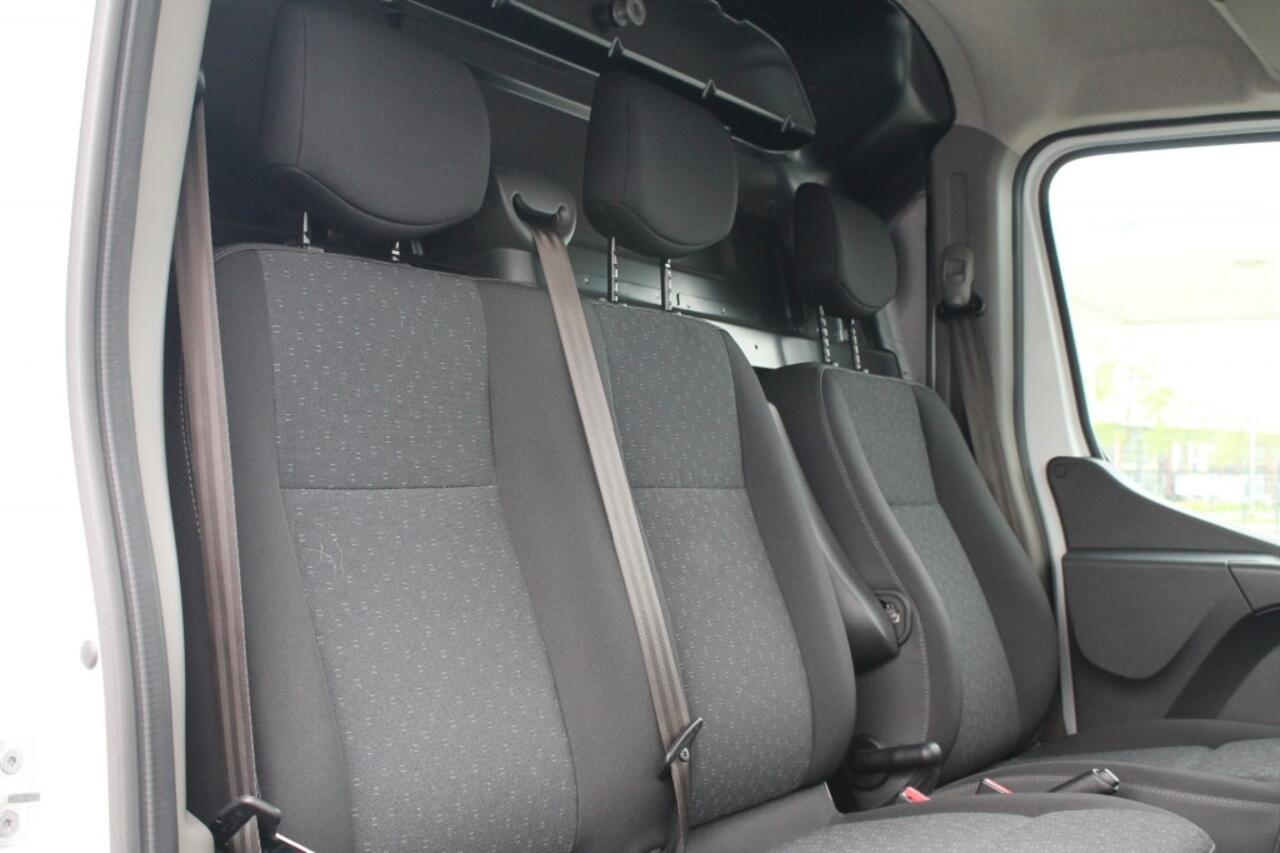 Opel MOVANO 2.3 Turbo L2H2 - Achteruitrijcamera - Airco - Verlichting aut.