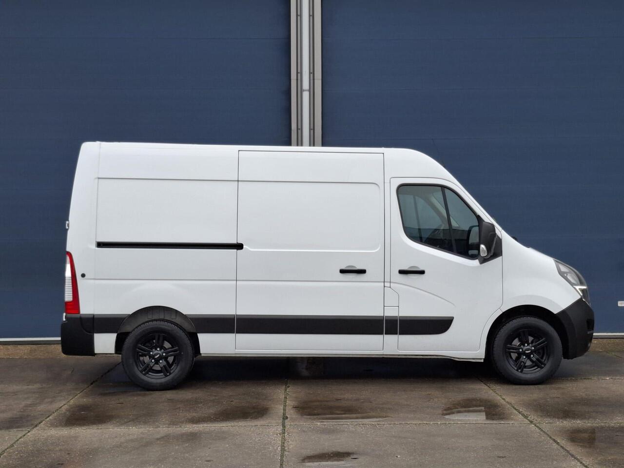 Opel MOVANO 2.3 Turbo L2H2 DC CARPLAY / AIRCO / CRUISE CONTROLE / 3 ZITS / NAVI / EURO 6