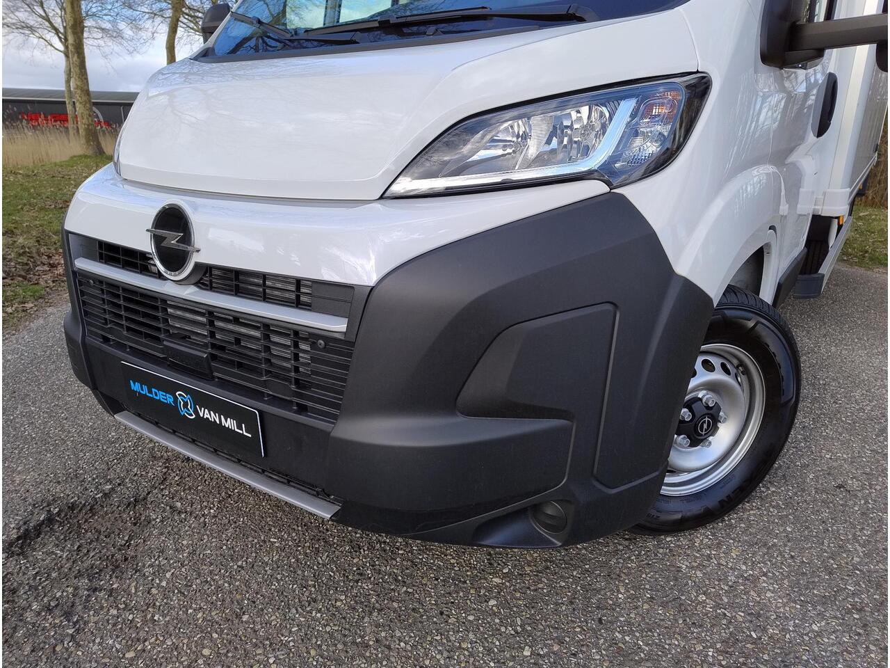 Opel MOVANO BAKWAGEN L3 HEAVY 3.5t 2.2 BlueHDI 180pk | BPM vrij | CITYBOX met achterdeuren en toebehoren | Multimedia | NAVI | Apple Carplay | Android Auto | Digital cockpit | Stuurwielbediening | Automatische airco | Extra brede buitenspiegels | Verzwaarde vering | 