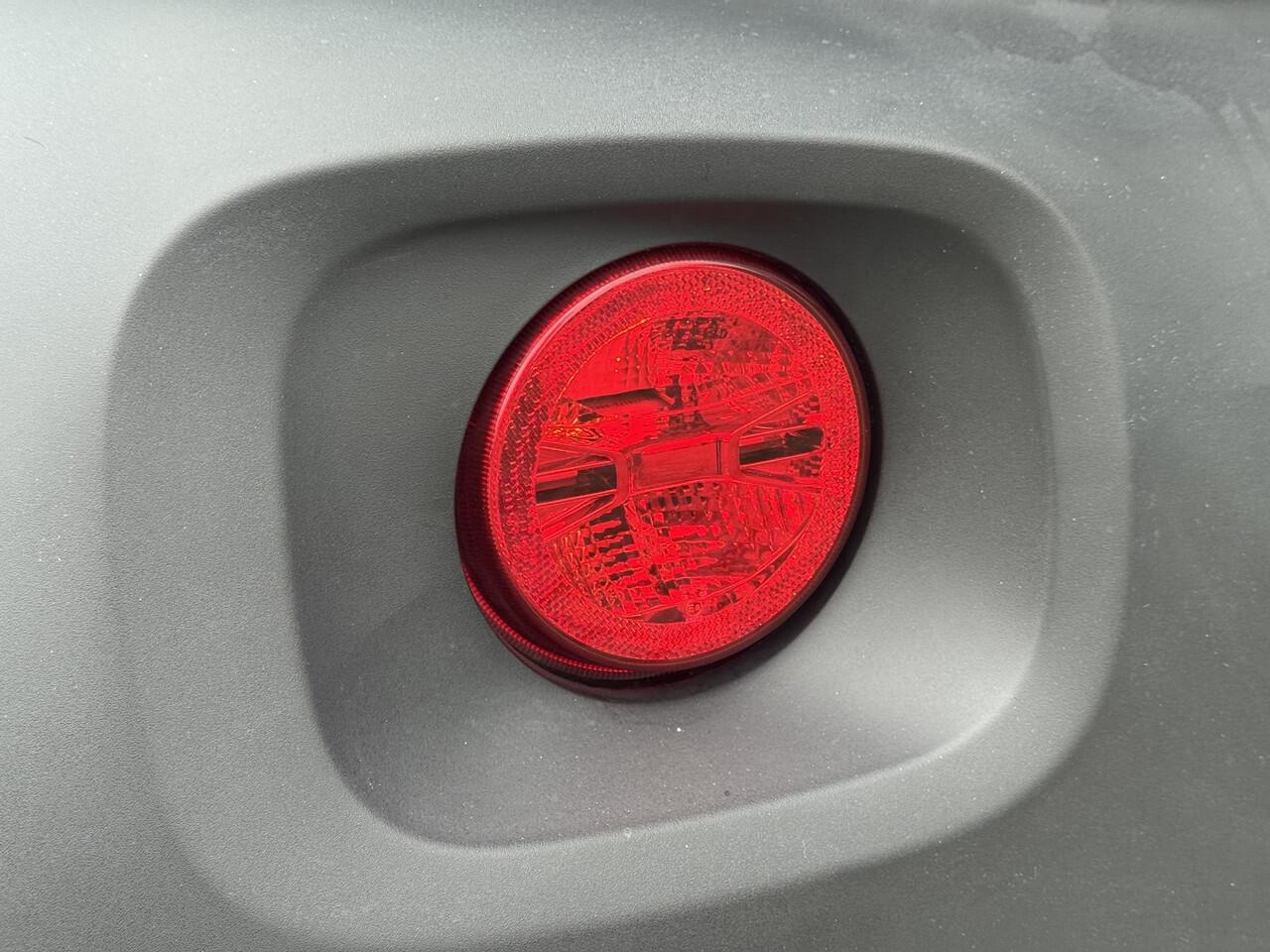 Opel Rocks-e Tekno | APPLE CARPLAY / ANDROID AUTO | CAMERA | PANODAK | USB AANSLUITING | VANAF 16 JAAR TE BESTUREN |