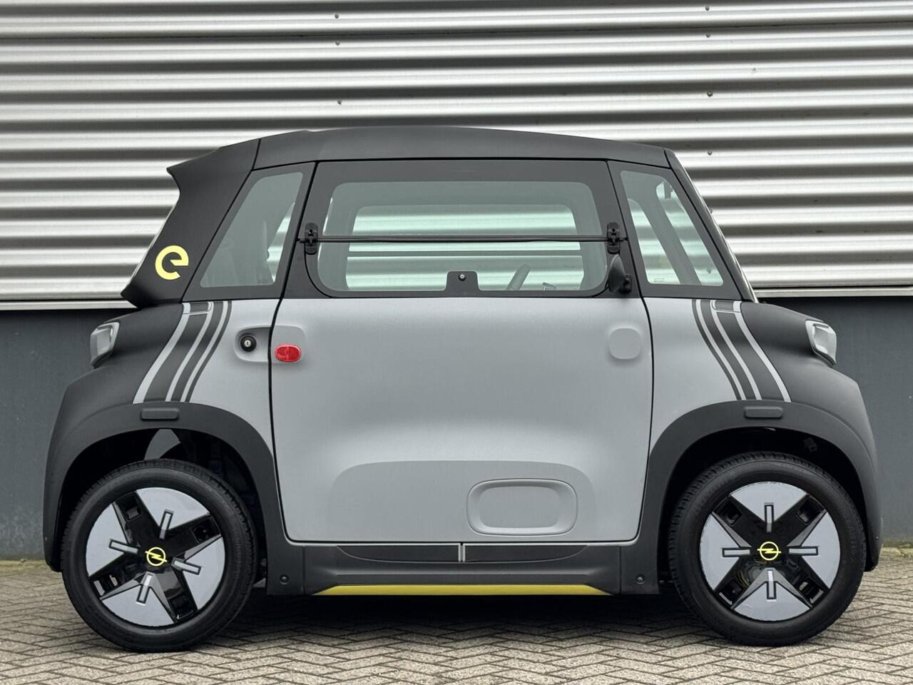 Opel Rocks-e Tekno | APPLE CARPLAY / ANDROID AUTO | CAMERA | PANODAK | USB AANSLUITING | VANAF 16 JAAR TE BESTUREN |