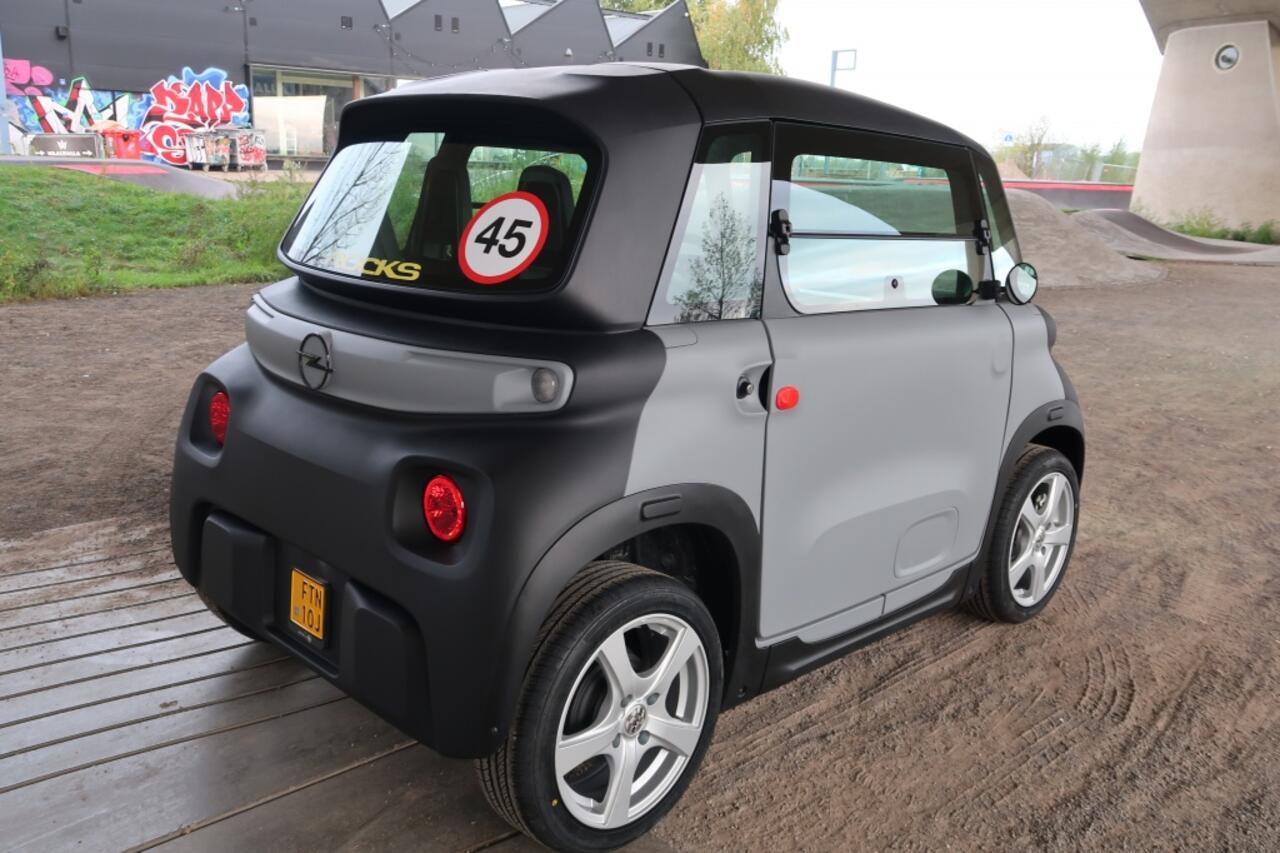 Opel Rocks-e Rocks-E met 15" lichtmetalen velgen (Indien gewenst thuis afgele