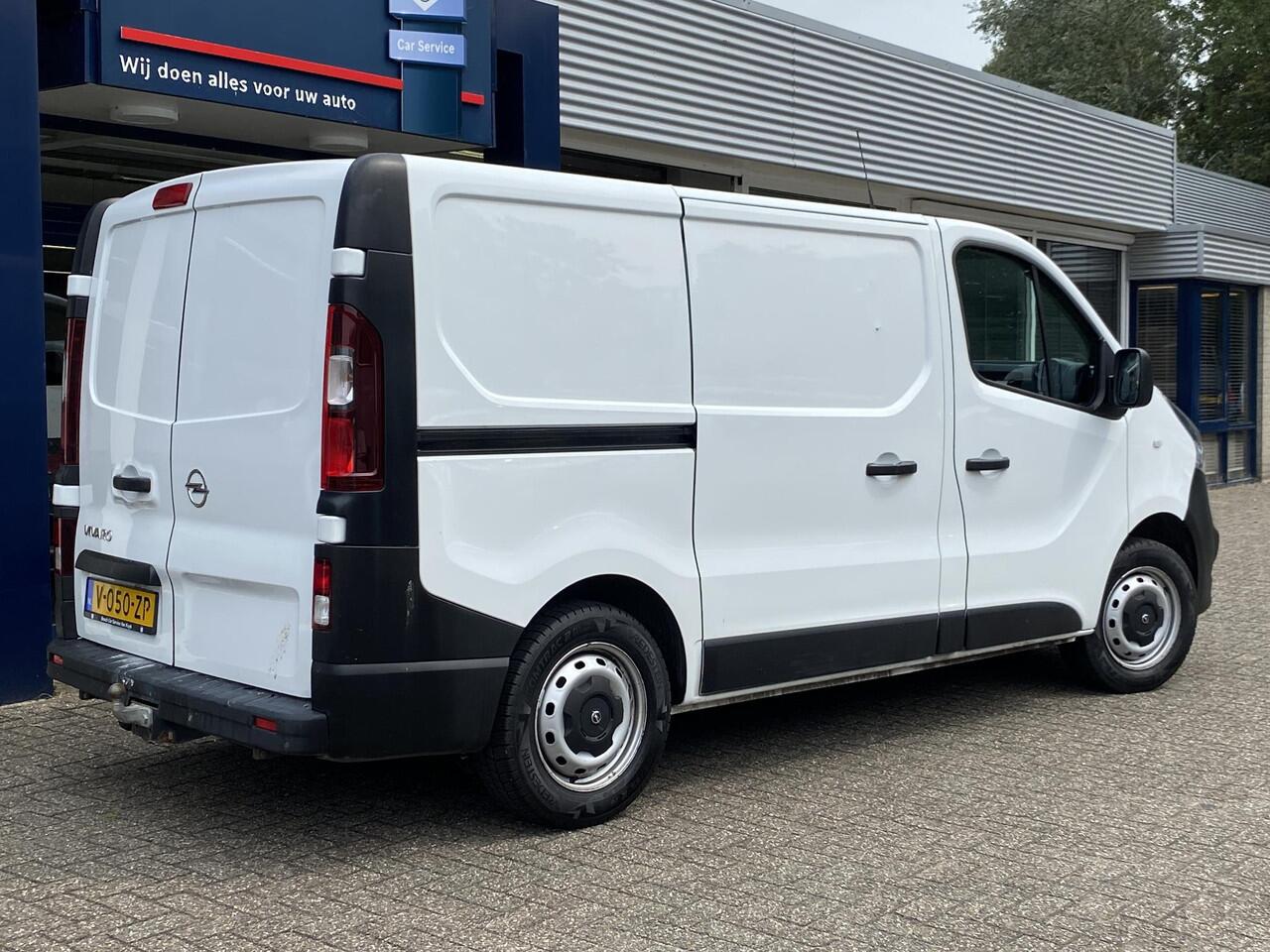 Opel VIVARO 1.6 CDTI L1H1 Edition EcoFlex 3-Zits / NL-Auto / DAB / Radio-Bluetooth / Navi / Airco / Cruise-Control / ELKTR-Pakket / Trekhaak / PDC Achter / ENZ.