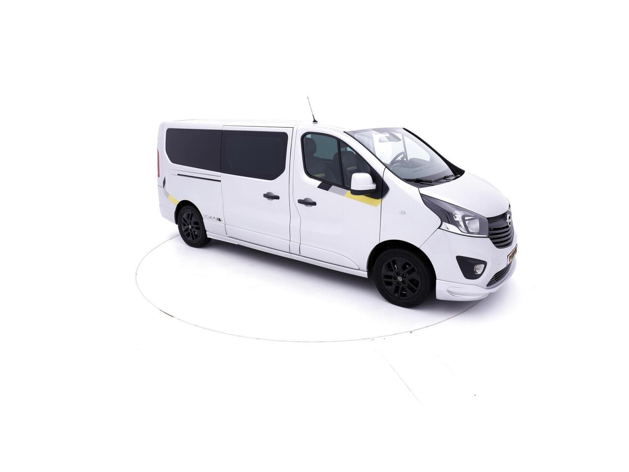 Opel VIVARO 1.6 CDTI L2H1 Dubbele cabine irmscher # 174 luxe leder navi cruise lease 437,- p/md