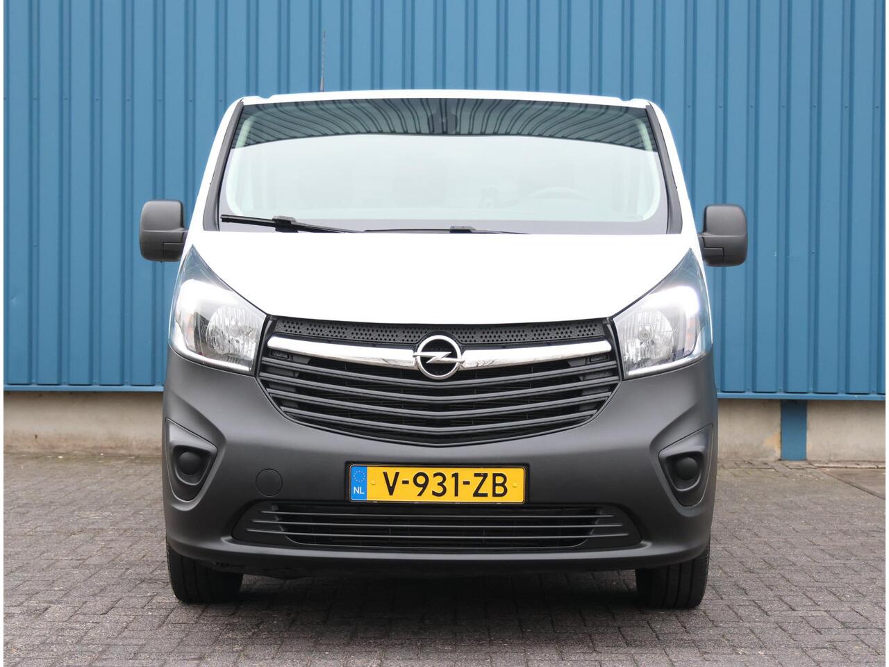 Opel VIVARO 120pk CDTI L2H1 Edition ( 1ste eigenaar | Camera | 3 persoons | Betimmering | Navigatie )