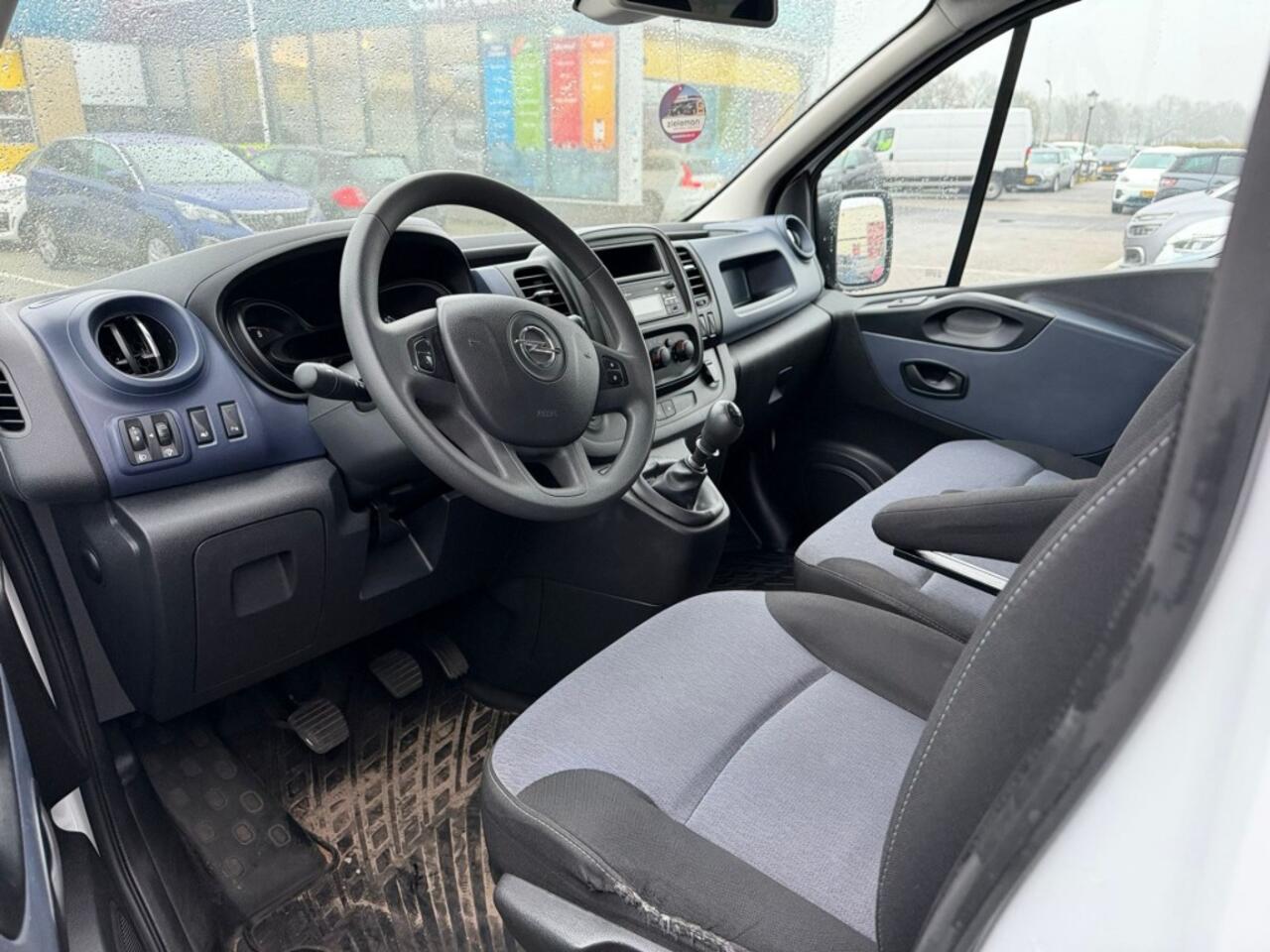 Opel VIVARO 1.6 CDTI L2H1 Edition EcoFlex MOTOR SCHADE