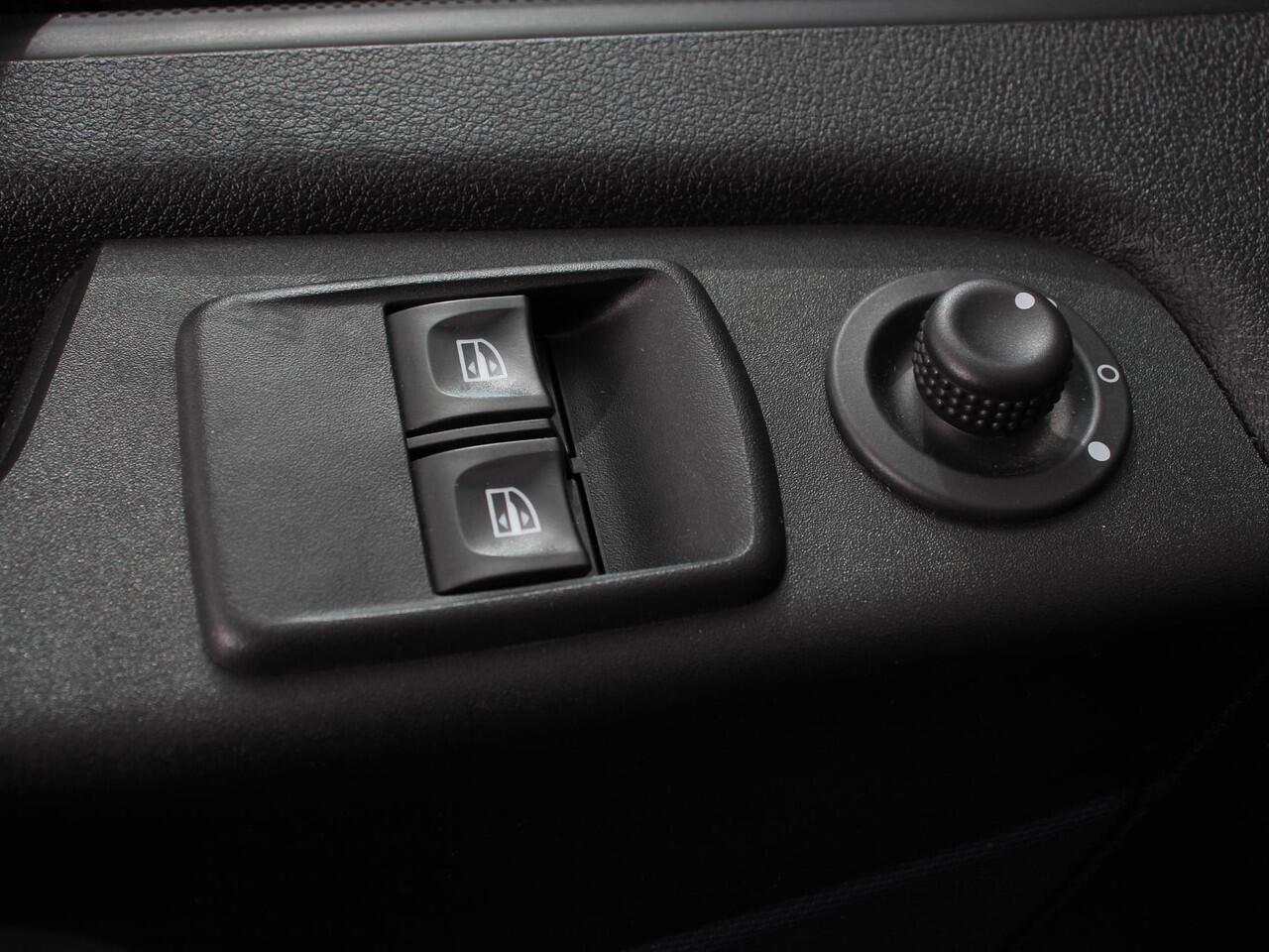 Opel VIVARO Combi 1.6 CDTI L2H1 9p | Airco | Cruise control | Elektrische ramen |