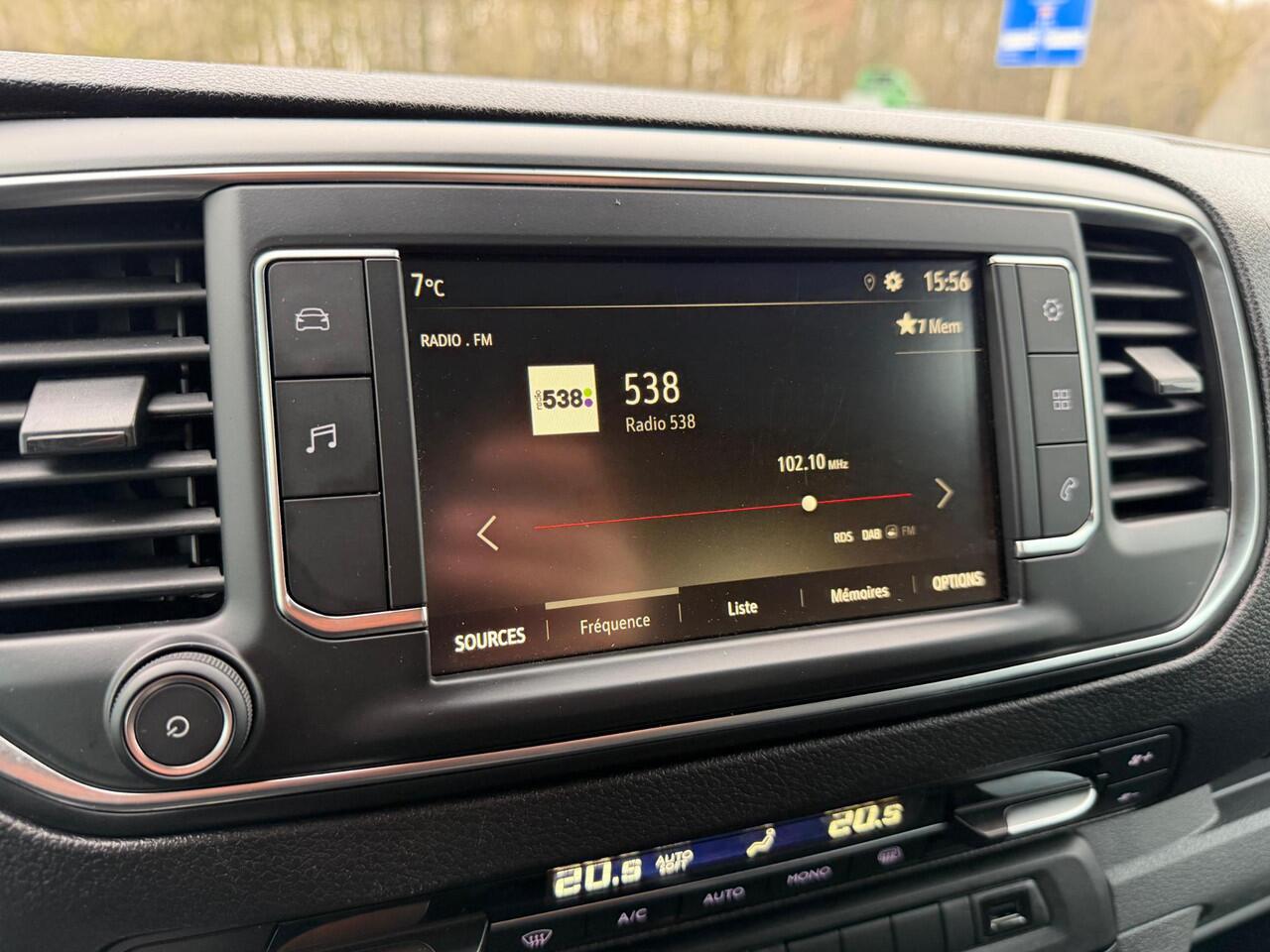 Opel VIVARO 2.0 CDTI L2H1 2X SCHUIFDEUR/CARPLAY/DAKDRAGERS Opel Vivaro 2.0 CDTI L2H1 Innovation 2X SCHUIFDEUR/CARPLAY