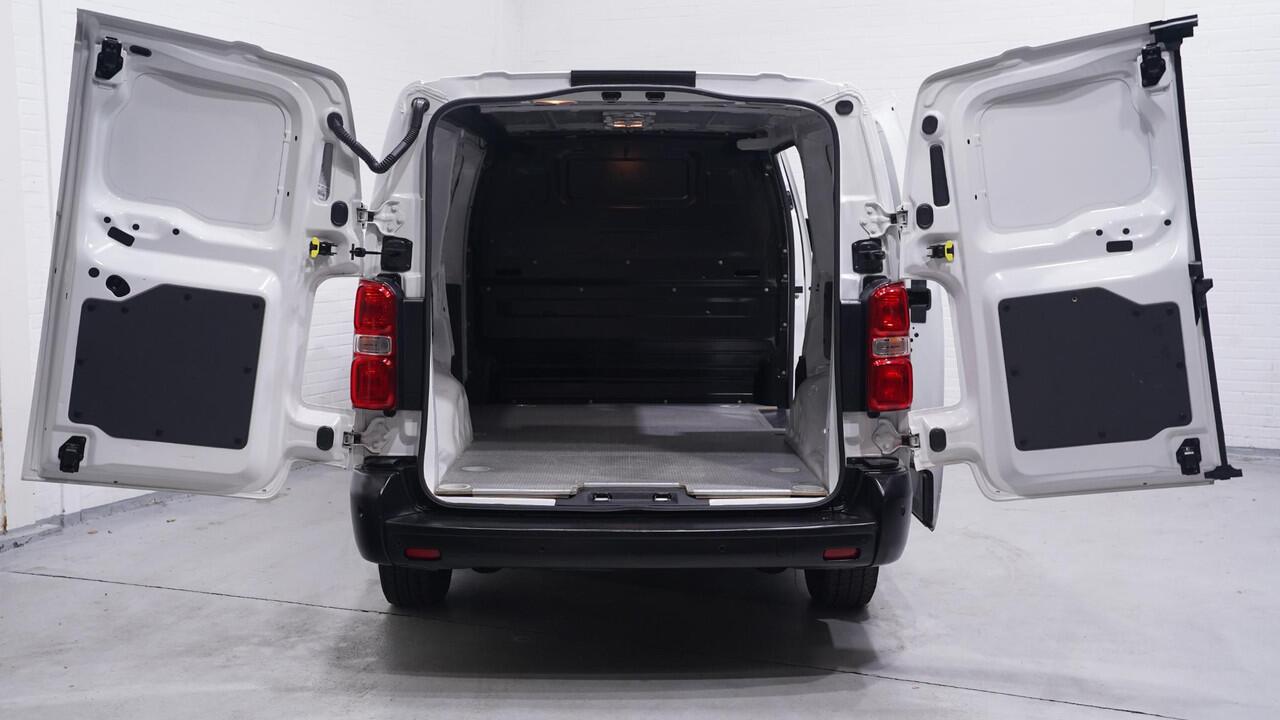 Opel VIVARO 2.0 CDTI 122 pk L3H1 Edition Navi, Camera Laadruimte Pakket, PDC V+A, Dodehoek Assist, 3-Zits