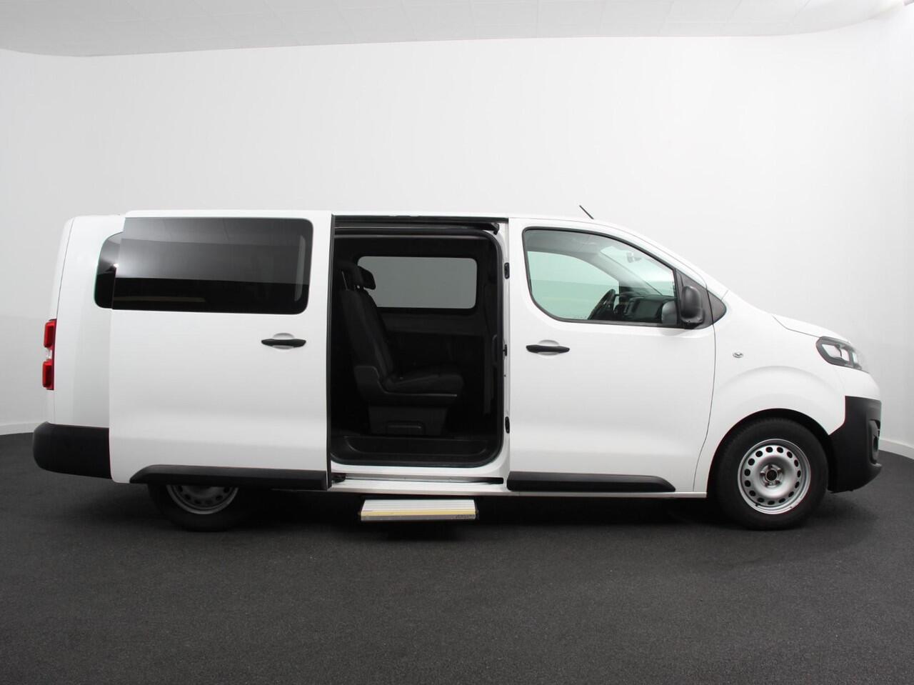 Opel VIVARO Combi 1.5 CDTI L3H1 9 persoons | Navigatie | Apple Carplay/ Android Auto | Airco | Cruise control | Radio | parkeersensor achter | inc. btw/bpm