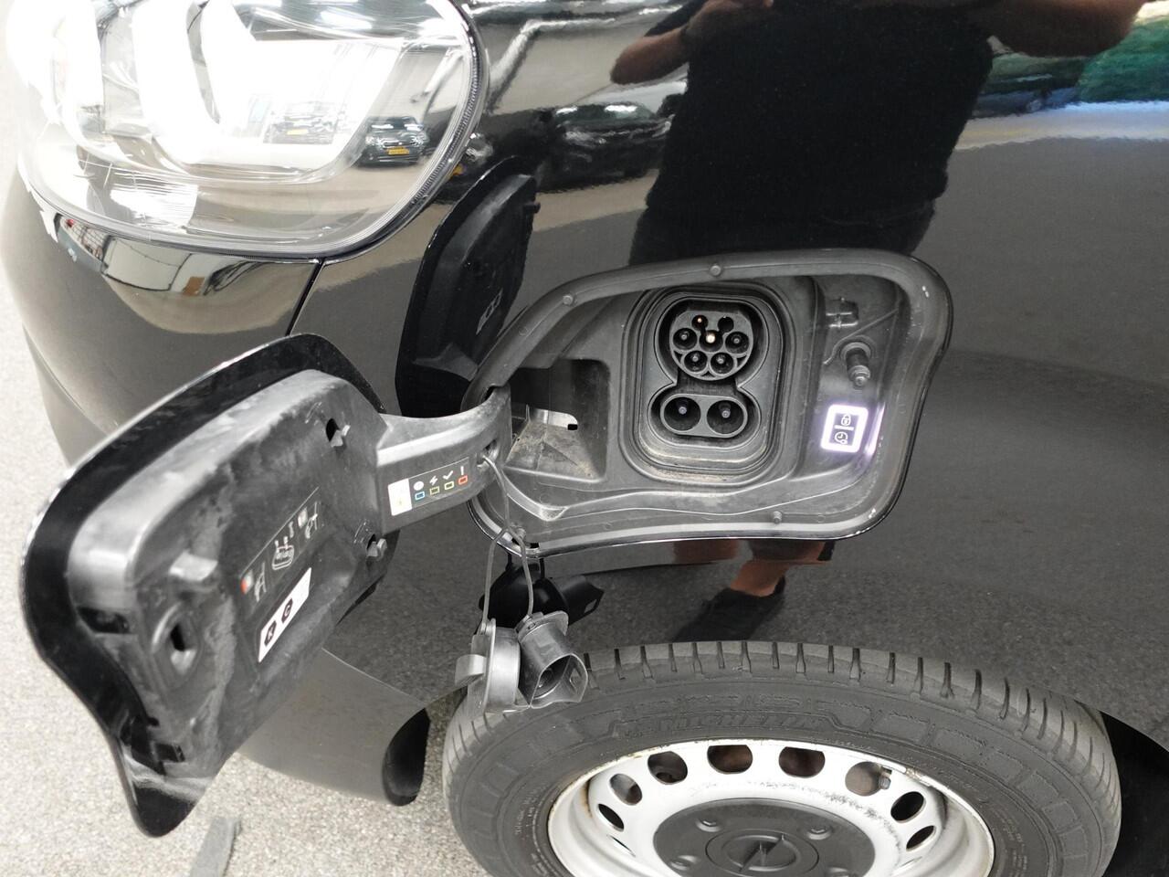 Opel VIVARO Vivaro-e Combi L3H1 75 kWh Vivaro-e Combi 75-kWh L3H1 9-persoons PERSONENBUS Airco Navi PDCA Sidebars