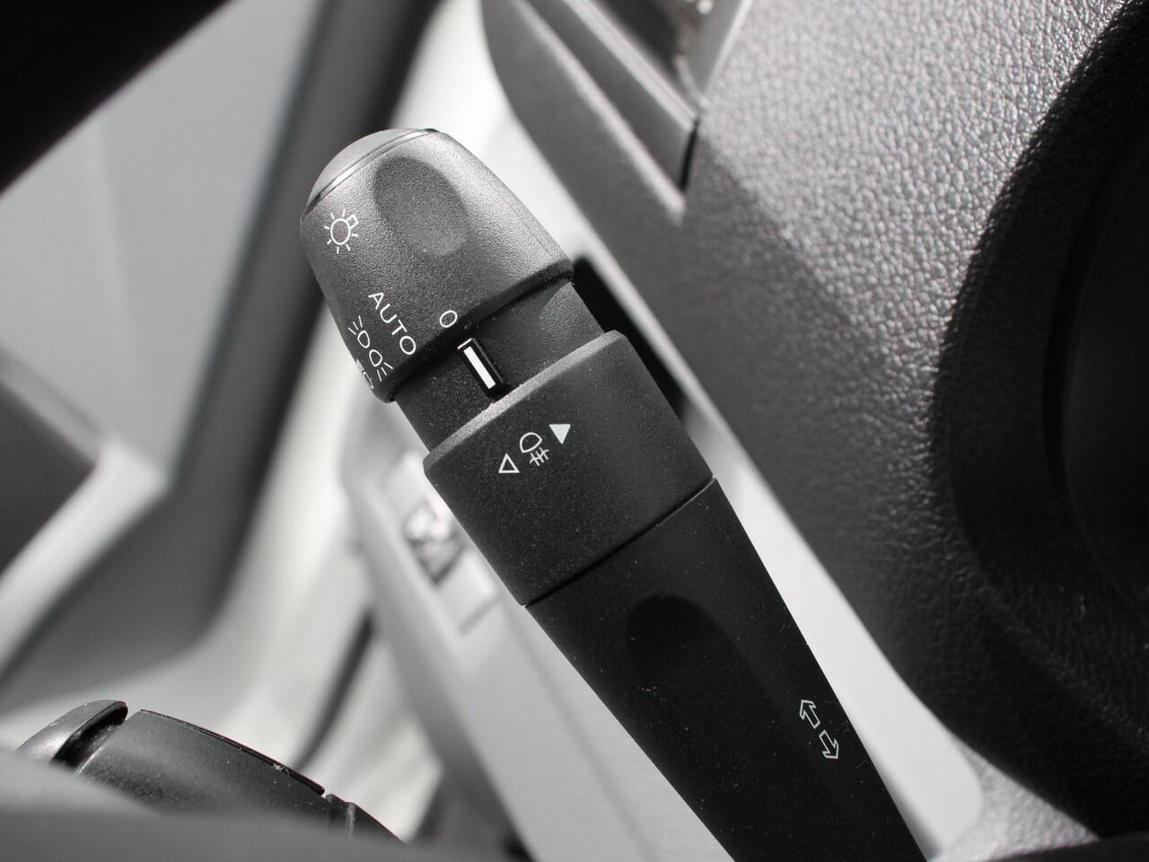 Opel VIVARO Combi 1.5 CDTI L3H1 9 persoons | Navigatie | Apple Carplay/ Android Auto | Airco | Cruise control | Radio | parkeersensor achter | inc. btw/bpm