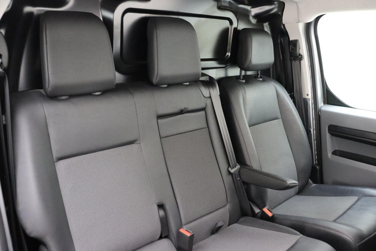 Opel VIVARO 2.0 CDTI L3H1 Innovation 180 PK Automaat | Navigatie | Climate Control | Camera | Lichtmetalen velgen | Side Bars