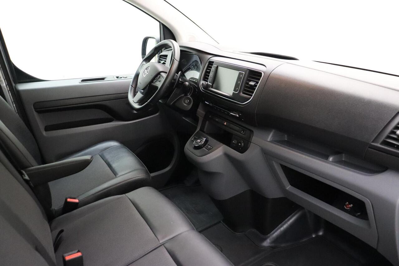 Opel VIVARO 2.0 CDTI L3H1 Innovation 180 PK Automaat | Navigatie | Climate Control | Camera | Lichtmetalen velgen | Side Bars