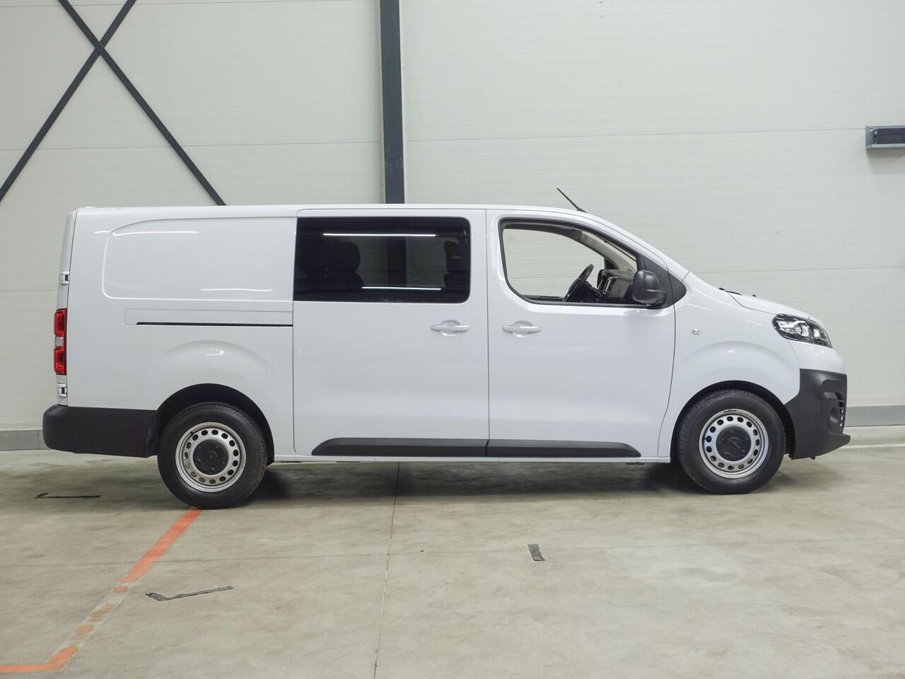 Opel VIVARO 2.0 CDTI L3H1 145PK Dubbele Cabine Edition Airco Navigatie Trekhaak Carplay