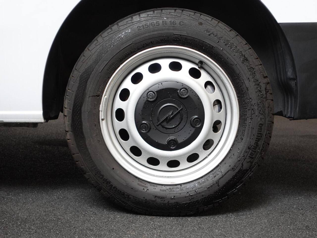 Opel VIVARO 2.0 CDTI L3H1 Dubbele Cabine Edition Navigatie Trekhaak Cruise control Airco