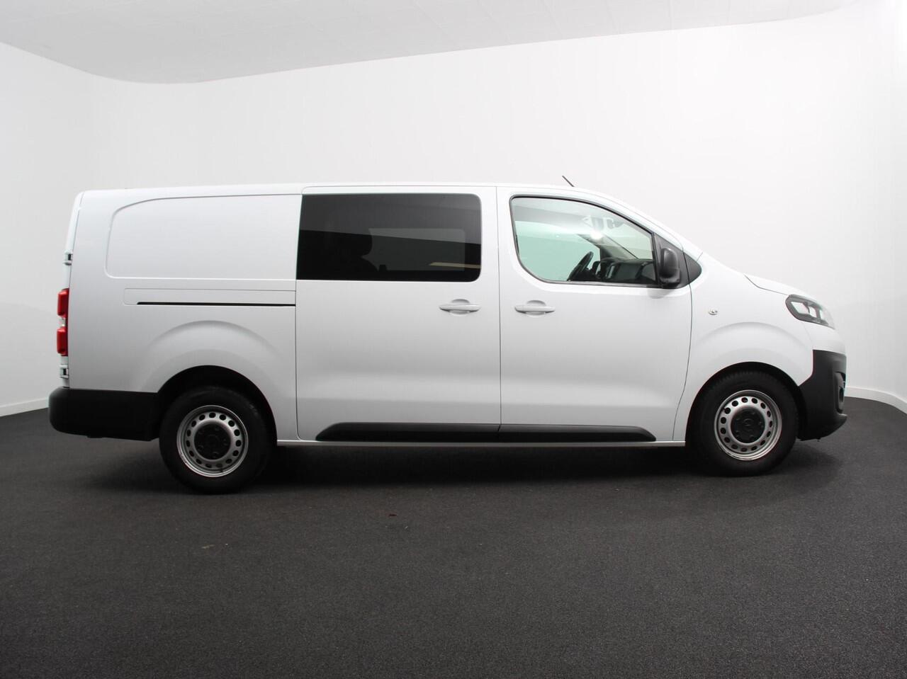 Opel VIVARO 2.0 CDTI Automaat 145 pk L3H1 Dubbele Cabine | Navigatie | Trekhaak | Airco | Parkeer sensoren | Betimmering