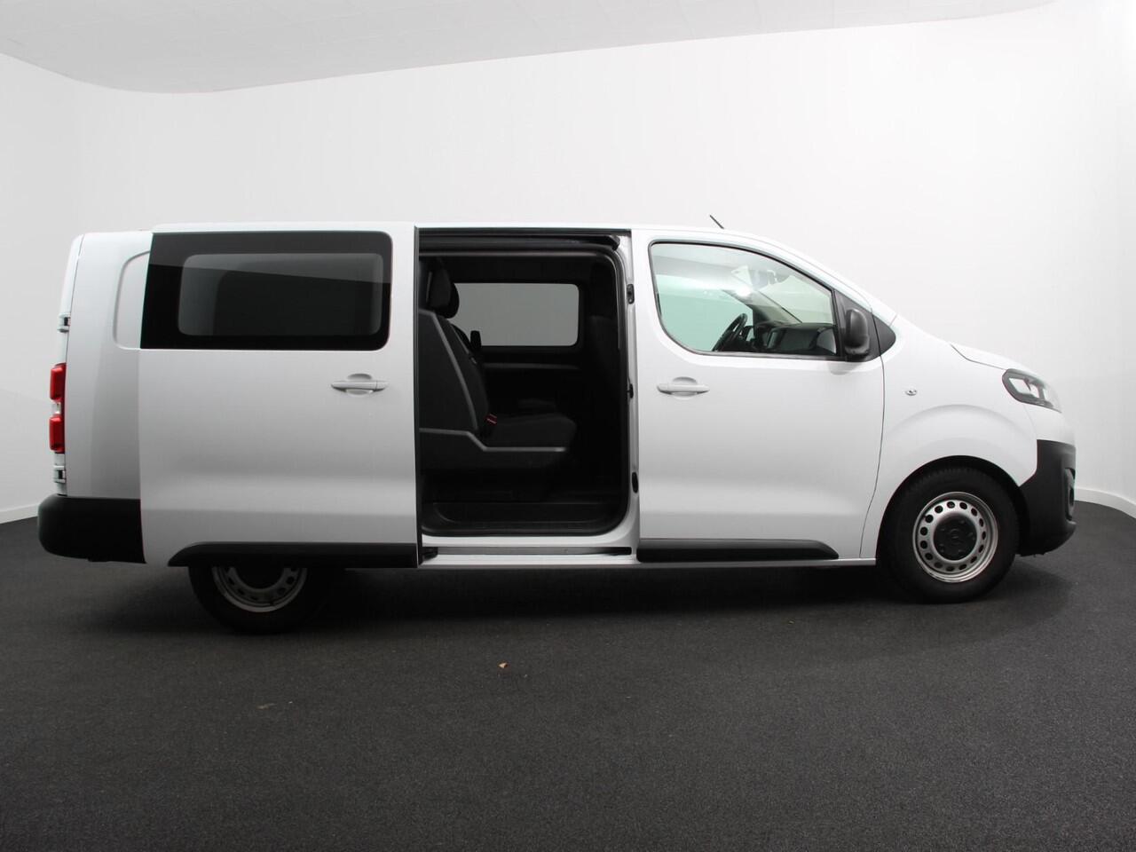 Opel VIVARO 2.0 CDTI Automaat 145 pk L3H1 Dubbele Cabine | Navigatie | Trekhaak | Airco | Parkeer sensoren | Betimmering