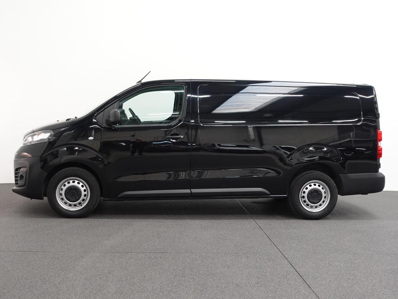 Opel VIVARO 145pk L3H1 Automaat Navigate Trekhaak Cruise control Apple Carplay Camera