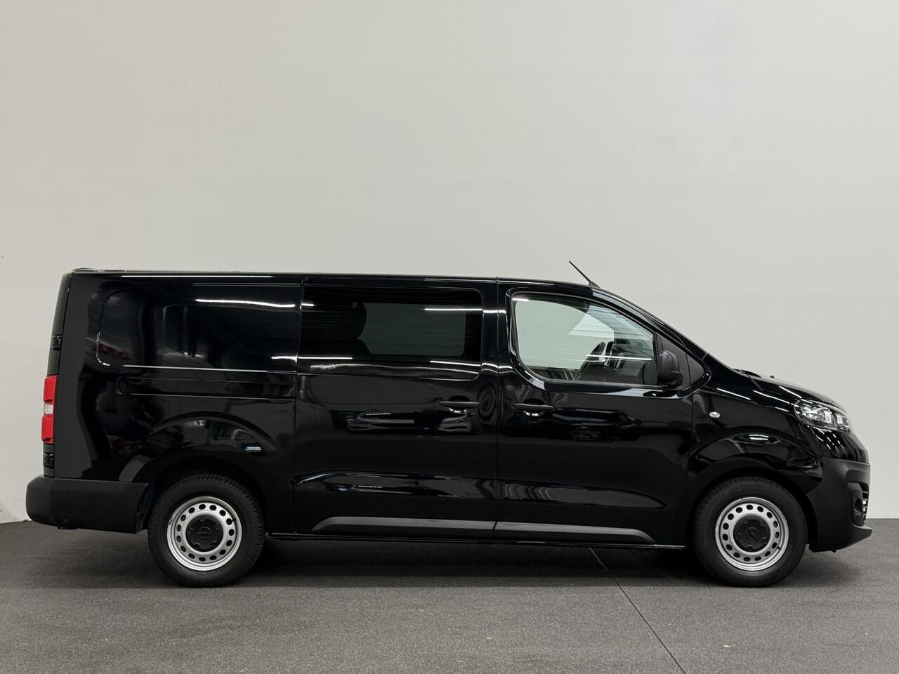 Opel VIVARO 2.0 CDTI L3H1 Dubbele Cabine Edition Automaat Airco Navi Trekhaak