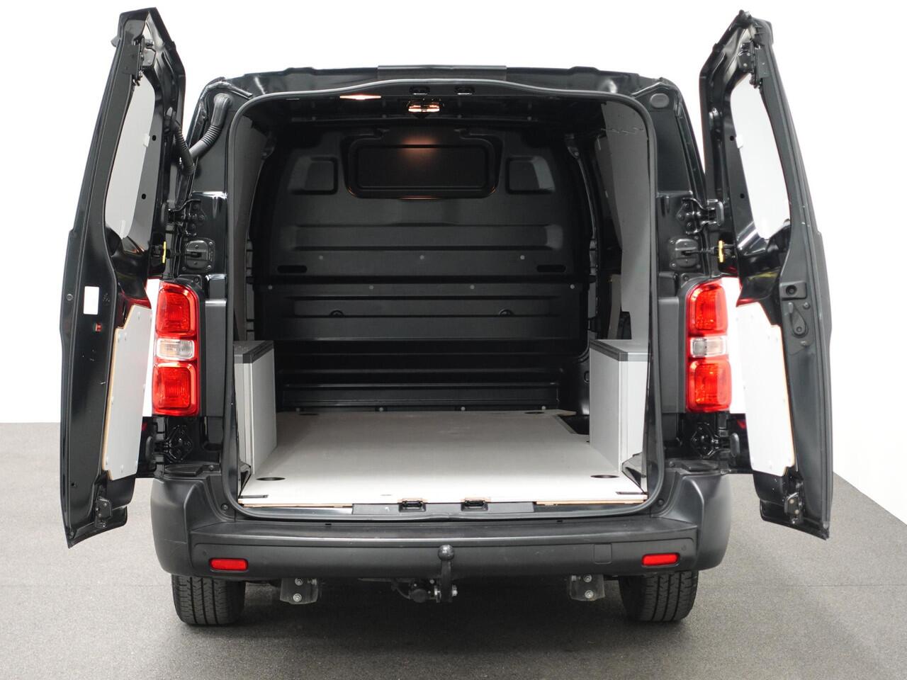 Opel VIVARO 2.0 CDTI L3H1 Edition Automaat Airco ECC Navigatie Cruise Control PDC+Camera Trekhaak