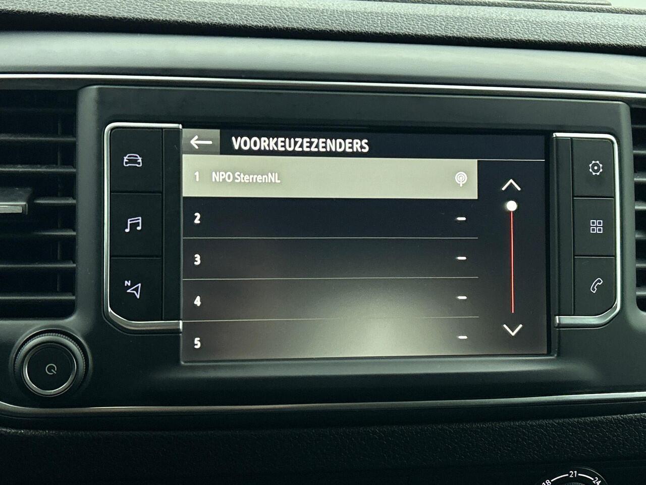 Opel VIVARO 2.0 CDTI L3H1 Dubbele Cabine Edition Airco Navigatie Trekhaak Cruise control